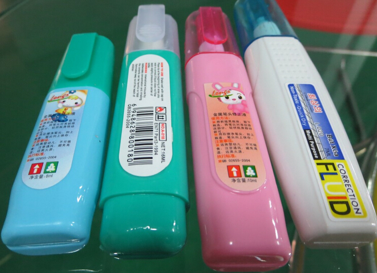 스파우트 백 플라스틱 백 라벨링 기계 반자동 평면 표면용