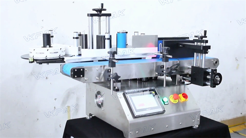 VK-TL 전체 오른쪽 측면 보기