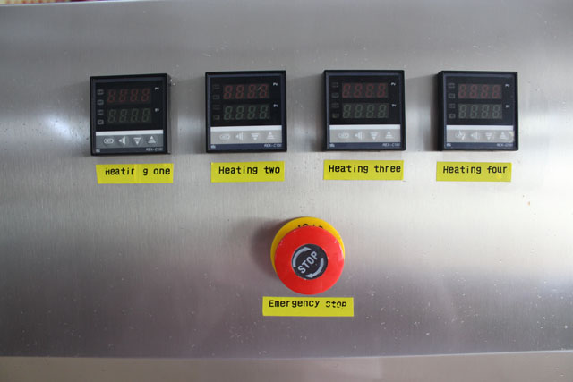 리프팅이 가능한 캡핑 머신(4).JPG