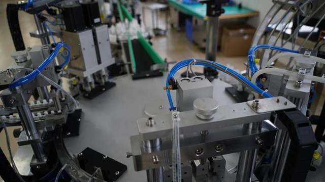 회전 필러 캐퍼.jpg