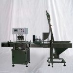 식품 산업의 유리 병용 자동 선형 진공 캡핑 기계