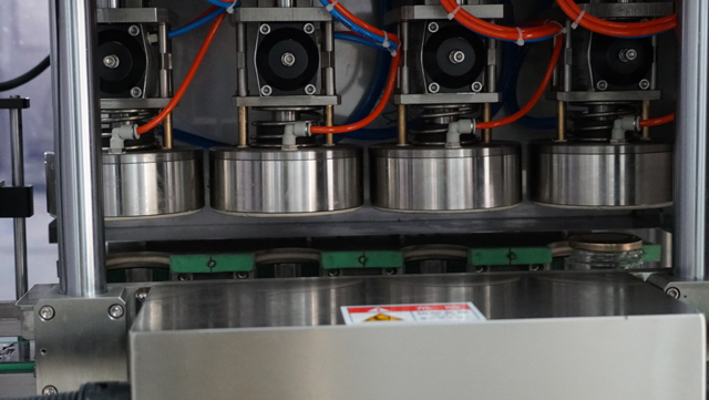 4 HEADS 캐퍼 진공.jpg