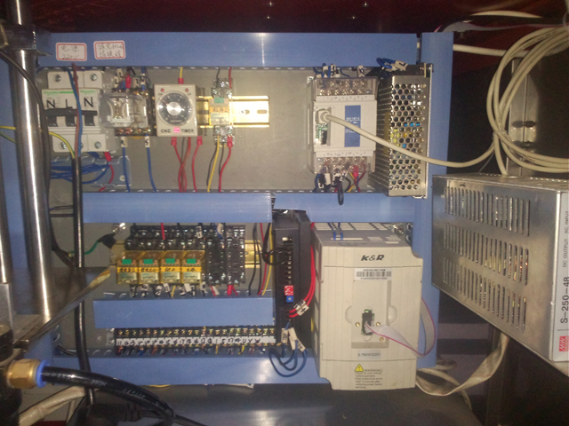 relays for filling sealing machines 알루미늄 튜브 내부 충진 밀봉 기계.jpg