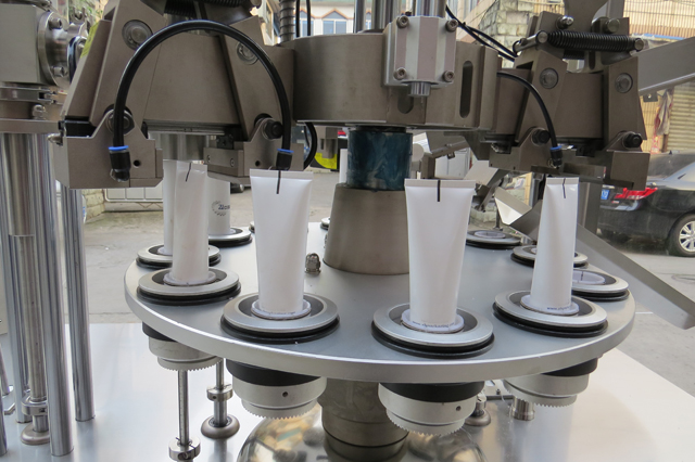 튜브 필러 실러 라인.jpg