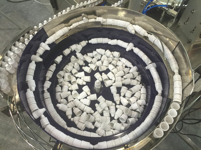 전자 액체 충전용 진동기.jpg