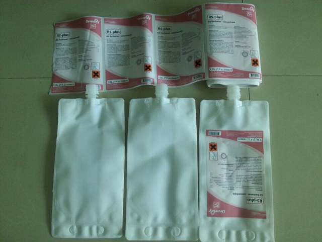 가방 라벨링 기계 반자동 (4).jpg