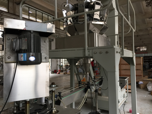 캔 충전 밀봉기 클로즈업 샷.jpg