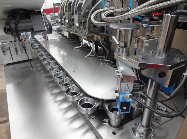 튜브 필러 실러용 작업 플레이트.jpg