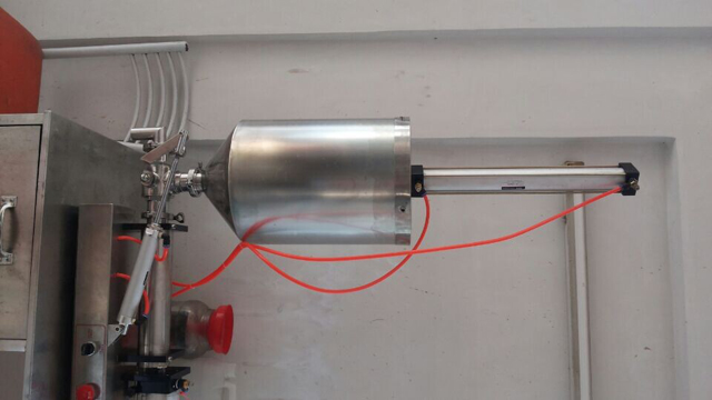 충전기용 공압 부품.jpg