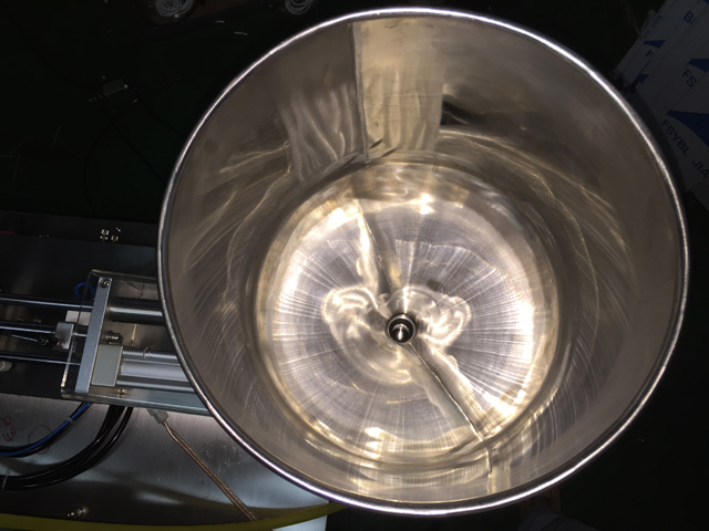 filling hopper for filling sealing 초음파 밀봉기 필러용 충전 호퍼.jpg