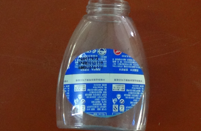 플랫 병 샘플용 롤링 라벨링 기계.jpg