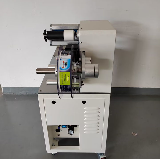 개사료 포장 라벨러 (4).jpg