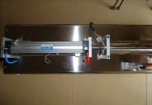 good quality liquid filling machines 충전기용 실린더.jpg