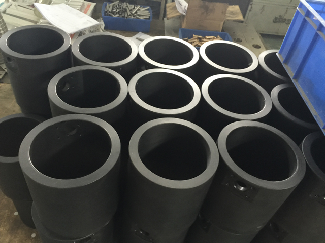 다양한 크기의 병에 맞는 틀.jpg