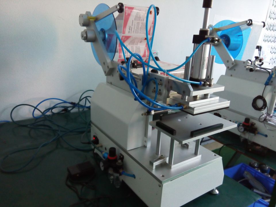 bags labeling machine customized 백 라벨링 기계용 백 샷.jpg