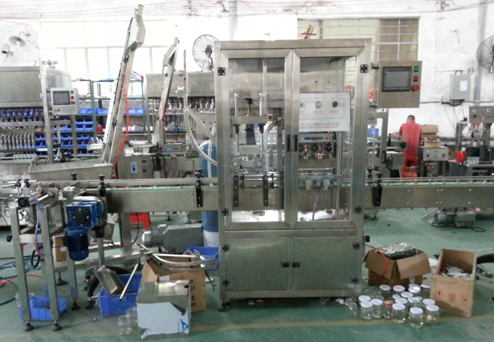glass jars vacuum capper equipment 선형 진공 캐퍼 .jpg