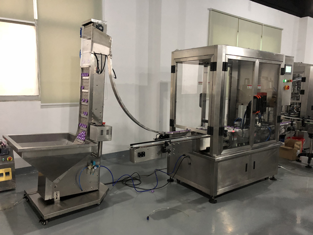 캡핑 머신 화장품 기계.JPG